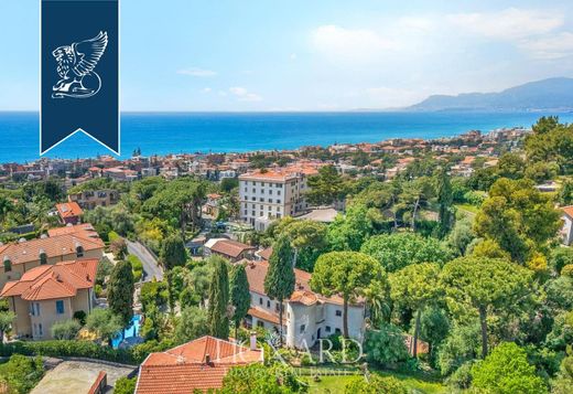 Luxury House for sale in Bordighera, 1 990 000 €, Photo 2
