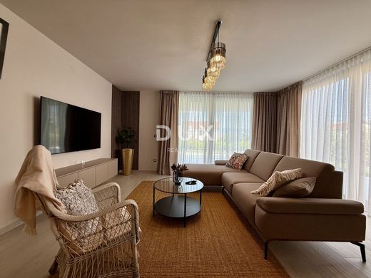Maison de luxe à vendre à Krk, 840 000 €, Photo 7