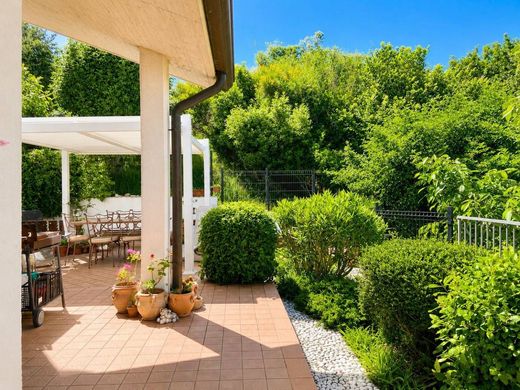 Luxury House for sale in Muggia, 540 000 €, Photo 5