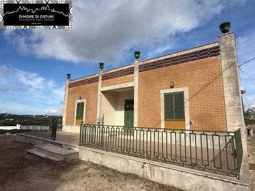 Luxury House for sale in Ostuni, 550 000 €, Photo 2
