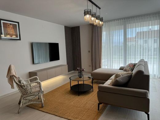 Maison de luxe à vendre à Brzac, 840 000 €, Photo 4