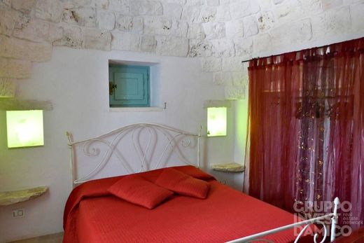 Luxury House for sale in Ostuni, 750 000 €, Photo 6