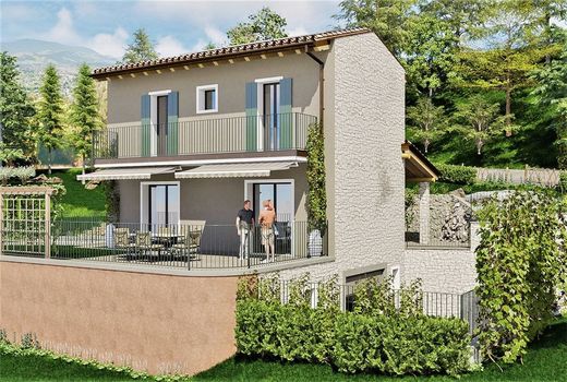 Luxury House for sale in Monticelli Brusati, 690 000 €, Photo 1