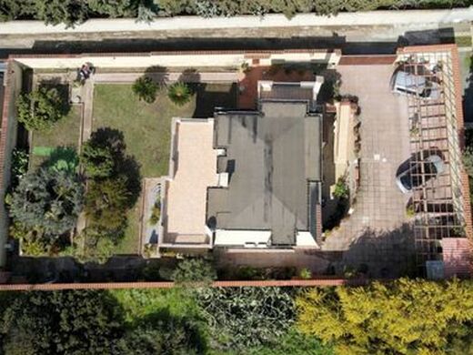 Maison de luxe à vendre à Quartu Sant Elena, 684 000 €, Photo 5