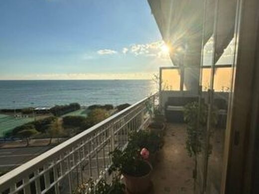 Appartement de luxe à vendre à Salerno, 900 000 €, Photo 2