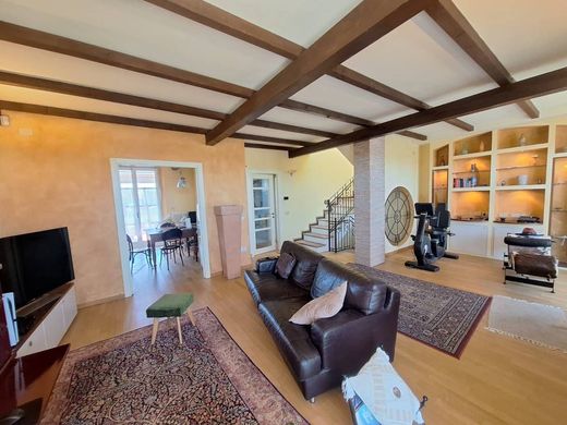 Luxury House for sale in Rimini, 859 000 €, Photo 5