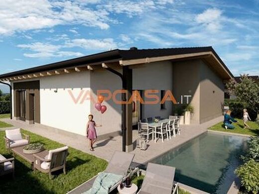 Luxury House for sale in Palazzolo Sull Oglio, 487 000 €, Photo 1