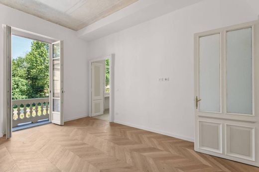 Luxury Apartment for sale in Turin, 720 000 €, Photo 2