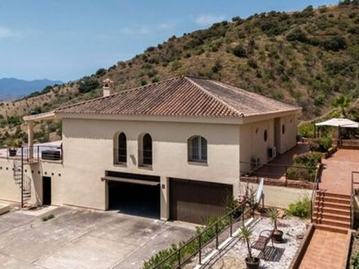 Luxury House for sale in Cártama, 549 000 €, Photo 2
