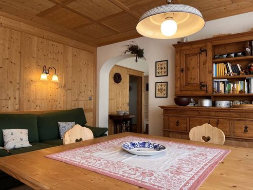 Luxury Apartment for sale in Badia, 1 250 000 €, Photo 1