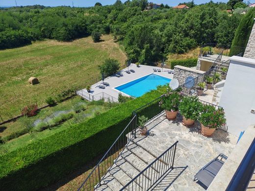 Maison de luxe à vendre à Buje, 559 000 €, Photo 2