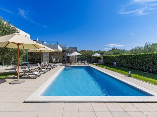 Luxury House for sale in Novigrad, 1 300 000 €, Photo 6