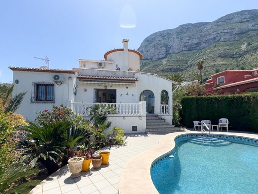 Luxury House for sale in Denia, 570 000 €, Photo 1