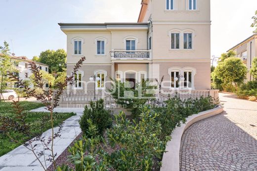 Luxury House for sale in Treviso, 1 550 000 €, Photo 6