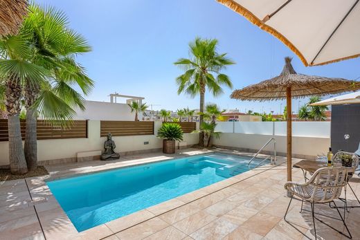 Luxury House for sale in Benijofar, 699 000 €, Photo 3