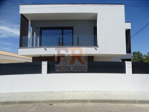 Maison de luxe à vendre à Seixal, 570 000 €, Photo 2