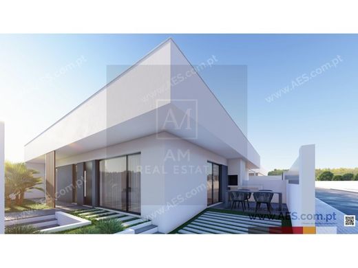 Luxury House for sale in Seixal, 410 000 €, Photo 3