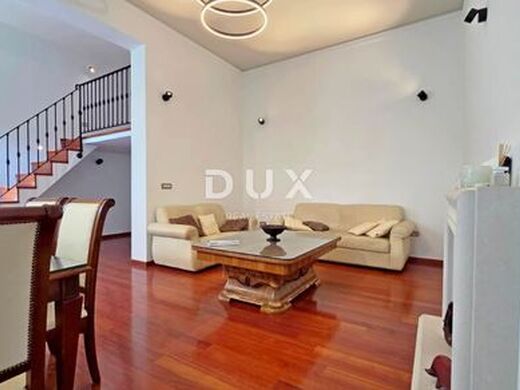 Luxury Apartment for sale in Rijeka, 990 000 €, Photo 2