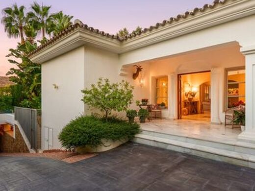 Luxury House for sale in Marbella, 3 995 000 €, Photo 2
