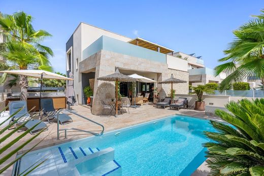 Luxury House for sale in Benijofar, 699 000 €, Photo 2
