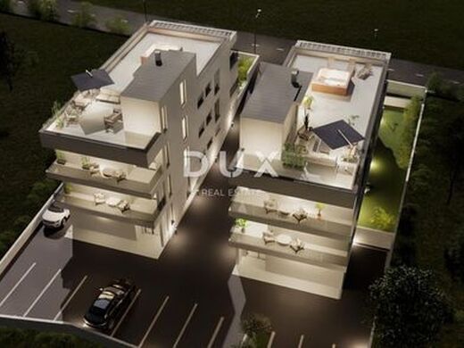 Luxury Apartment for sale in Zadar, 420 000 €, Photo 3