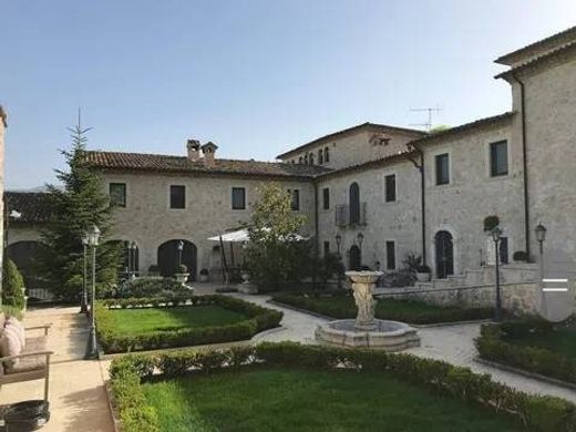 Luxury House for sale in Lecce Nei Marsi, 1 890 000 €, Photo 1