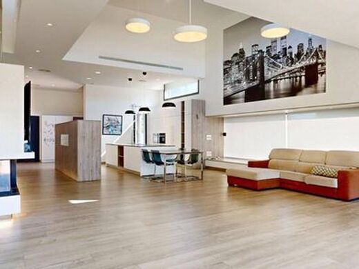 Luxury House for sale in Zaragoza, 980 000 €, Photo 3
