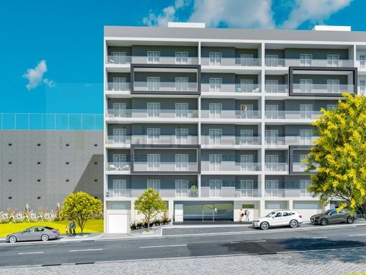 Luxury Apartment for sale in Odivelas, 625 000 €, Photo 7