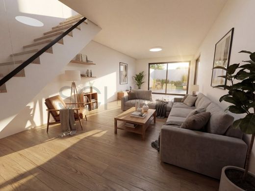 Luxury House for sale in Seixal, 490 000 €, Photo 2