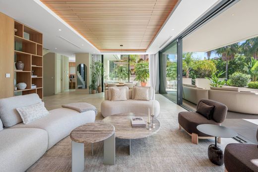 Luxury House for sale in Marbella, 2 750 000 €, Photo 5