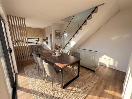 Luxury House for sale in Seixal, 490 000 €, Photo 5