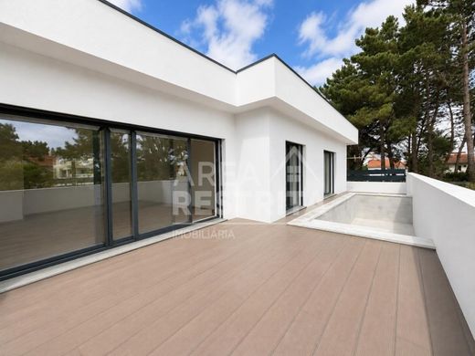 Luxury House for sale in Seixal, 550 000 €, Photo 2