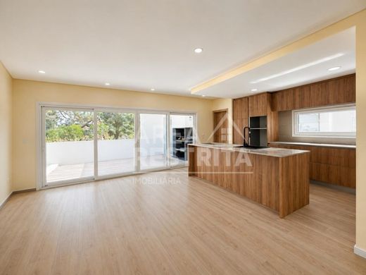 Luxury House for sale in Seixal, 550 000 €, Photo 3