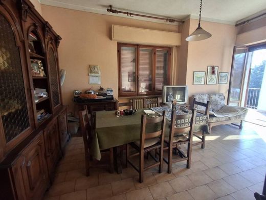 Luxury House for sale in Perugia, 580 000 €, Photo 7