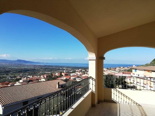 Luxury House for sale in Badesi, 415 000 €, Photo 1