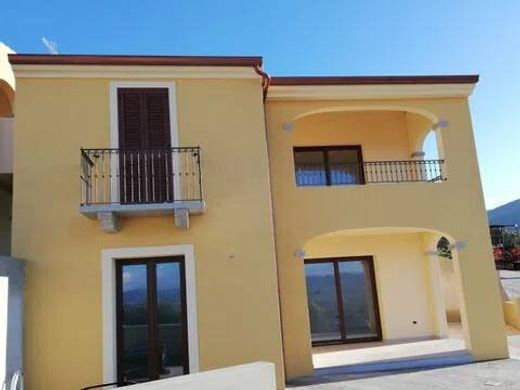 Luxury House for sale in Badesi, 415 000 €, Photo 3