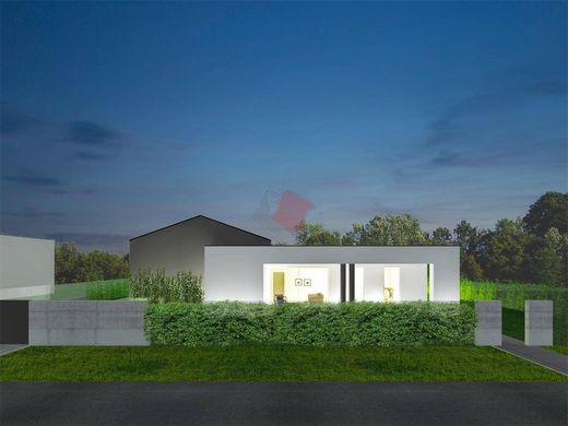 Luxury House for sale in Martellago, 690 000 €, Photo 3