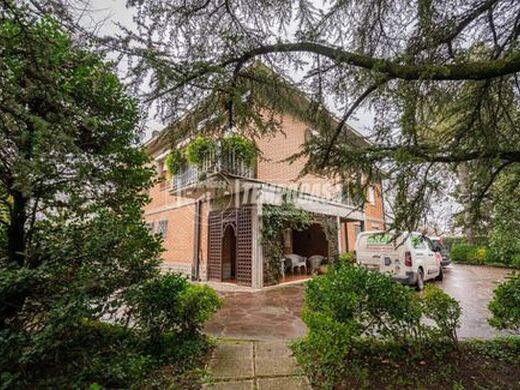 Luxury House for sale in San Cesario Sul Panaro, 980 000 €, Photo 1