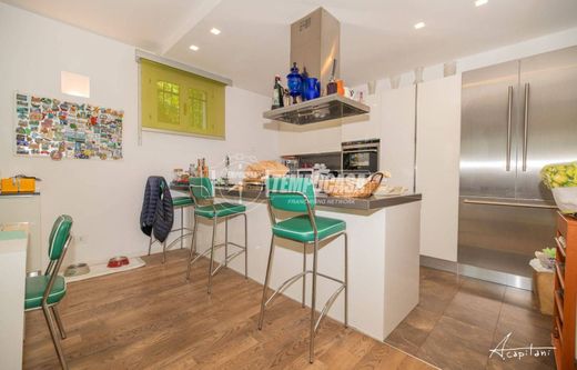 Maison de luxe à vendre à Modena, 610 000 €, Photo 3
