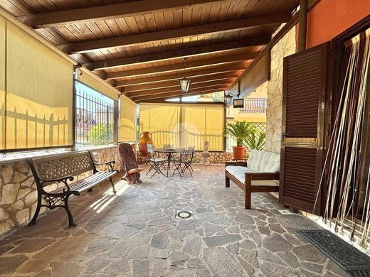 Maison de luxe à vendre à Rome, 499 000 €, Photo 7