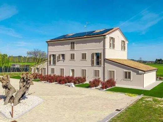 Luxury House for sale in Monsano, 1 590 000 €, Photo 1