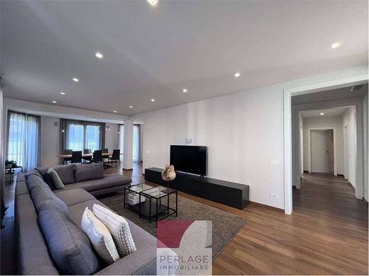 Luxury House for sale in Sommariva Del Bosco, 1 250 000 €, Photo 1