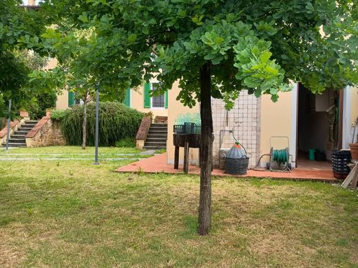 Luxury House for sale in Palaia, 780 000 €, Photo 1
