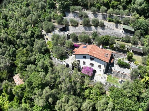 Luxury House for sale in Carasco, 720 000 €, Photo 1