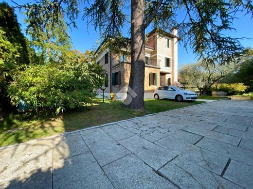 Luxury House for sale in Treviso, 1 290 000 €, Photo 5