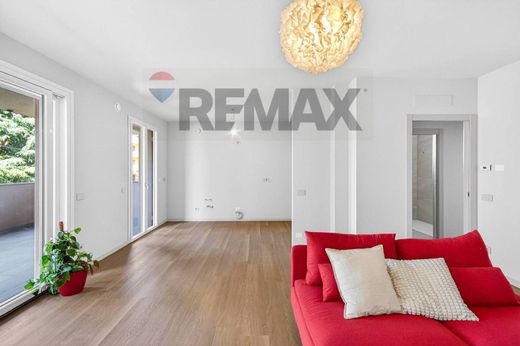 Luxury Apartment for sale in Cassano d'Adda, 475 000 €, Photo 1