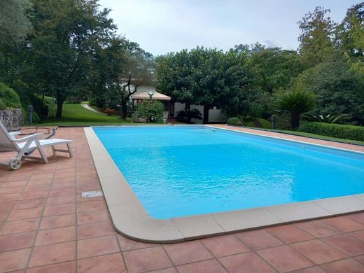 Luxury House for sale in Sarzana, 950 000 €, Photo 1