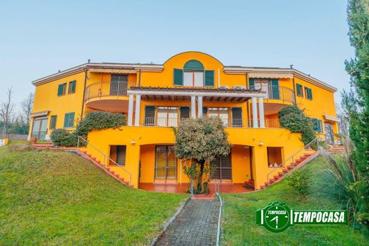 Luxury House for sale in Torre d'Isola, 849 000 €, Photo 1