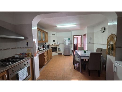 Luxury House for sale in Seixal, 419 000 €, Photo 2