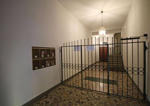 Luxury Apartment for sale in Parma, 445 000 €, Photo 4